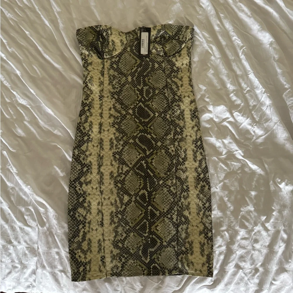 Snakeskin Strapless Mini Party Dress - Picture 2 of 3